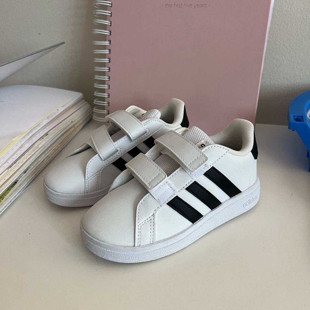 adidas Toddlers’ Grand Court 2.0 Shoes